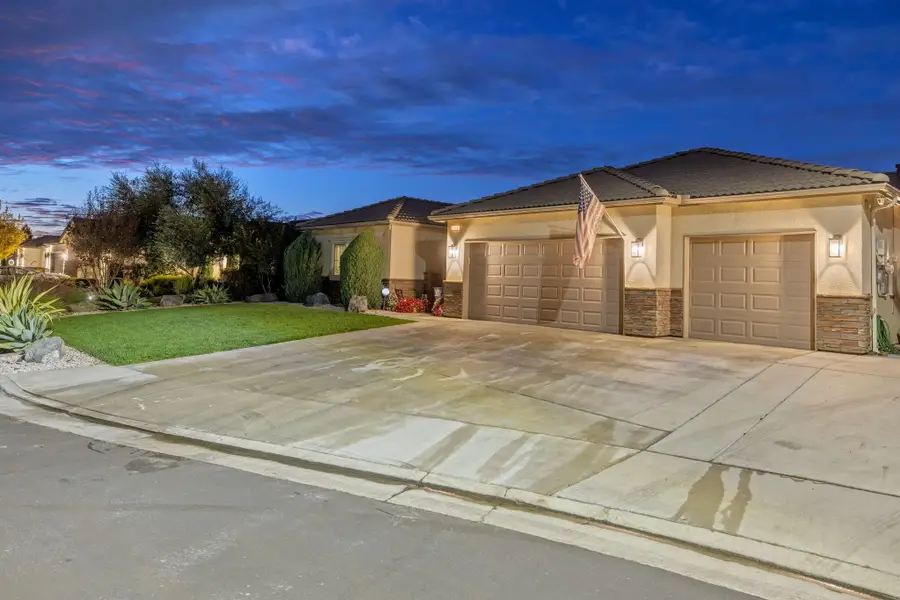 3038 E Beech Court, Visalia, CA 93292 - Image #3