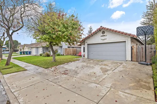 1903 Henshaw Avenue, Tulare, CA 93274
