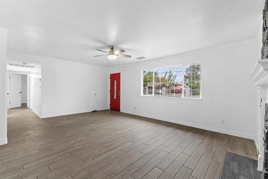 25681 Hypericum Street, Visalia, CA 93292 - Image #3