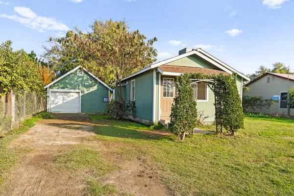 404 S Shasta Avenue, Farmersville, CA 93223