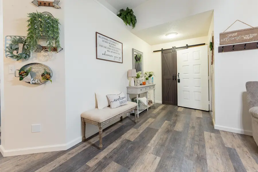 1061 11th Avenue, Kingsburg, CA 93631 - Image #3