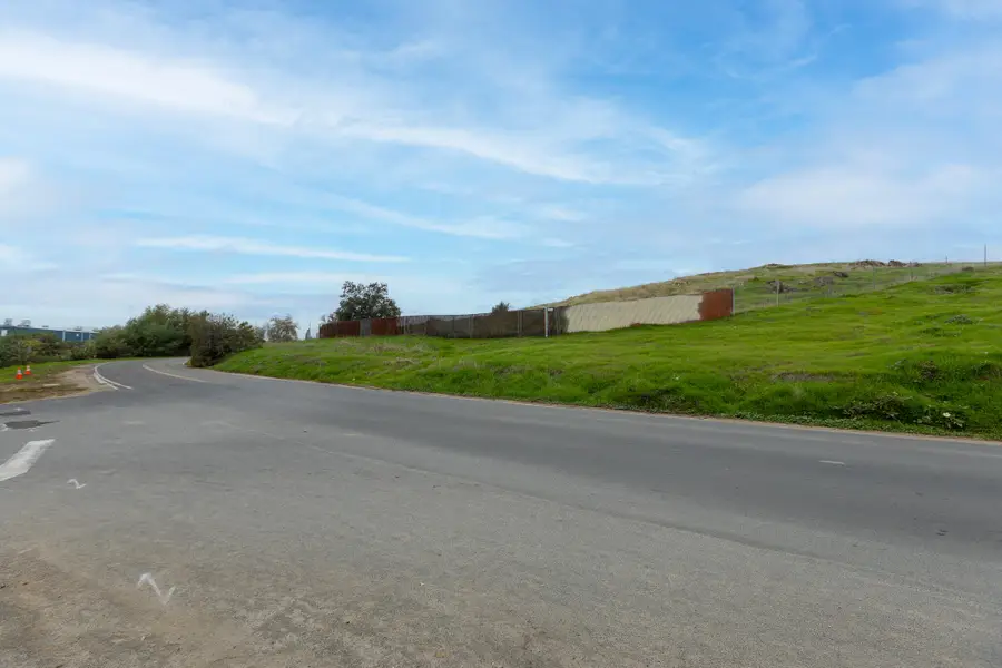 S Corona Drive, Porterville, CA 93257 - Image #2