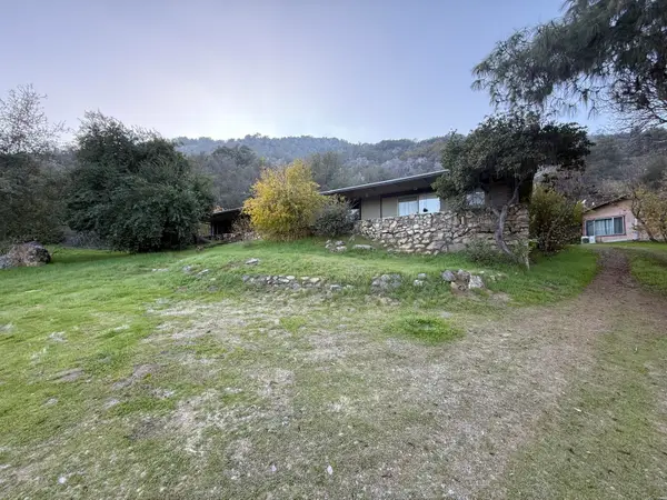 42751 N Fork Dr #B, Three Rivers, CA 93271