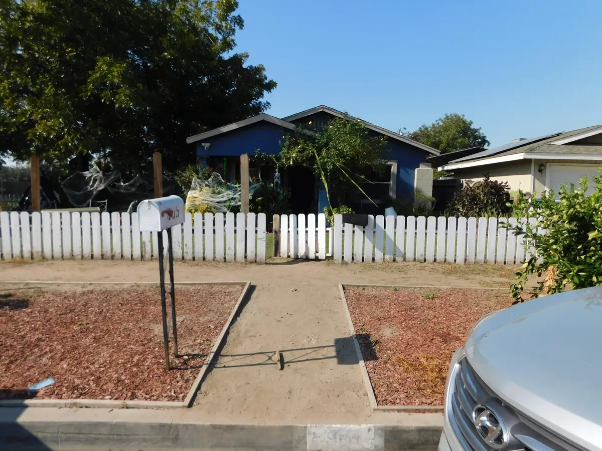 605 N F Street, Tulare, CA 93274 - Image #1