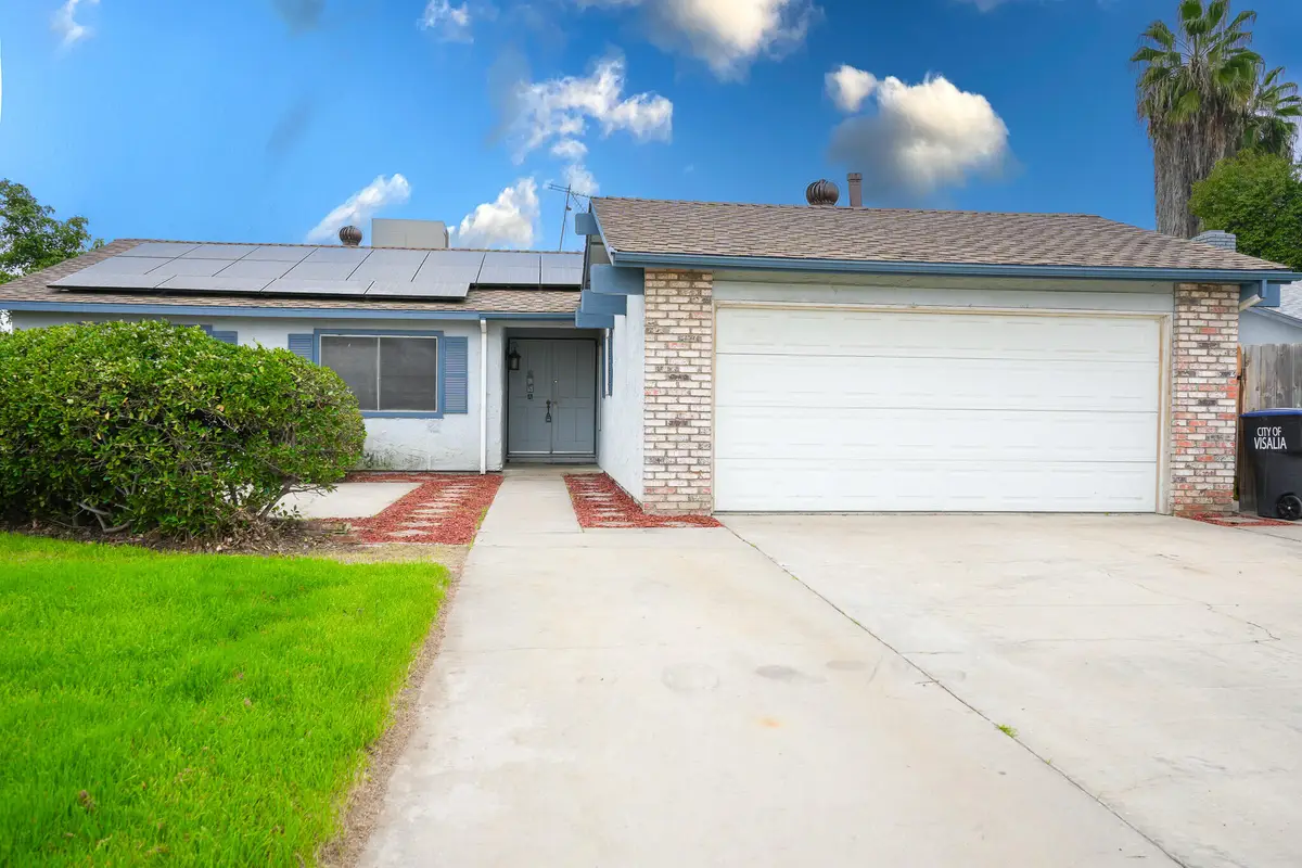 1629 S Rossmoor Court, Visalia, CA 93277 - Image #1