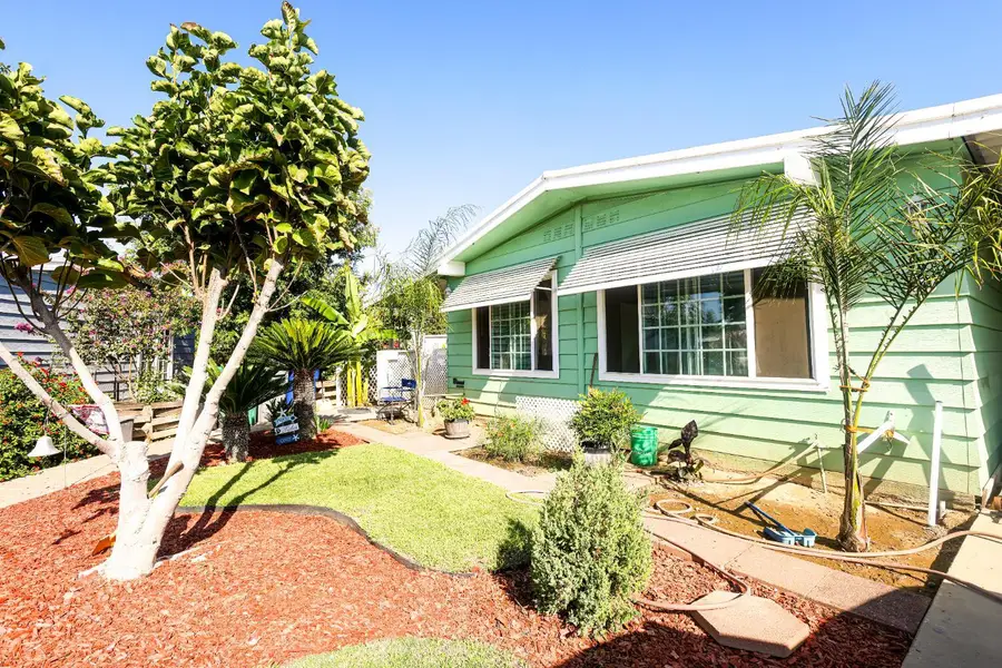 1300 W Olson Avenue #61, Reedley, CA 93654 - Image #2