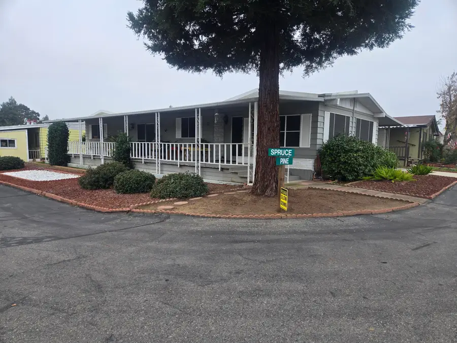 1300 W Olson Avenue #73, Reedley, CA 93654 - Image #2