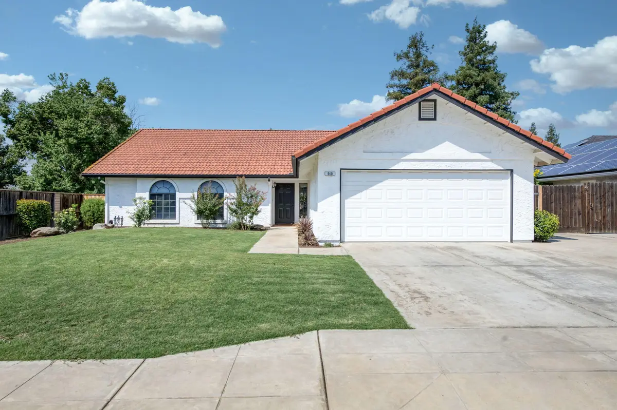 640 N Renn Avenue, Clovis, CA 93611 - Image #1