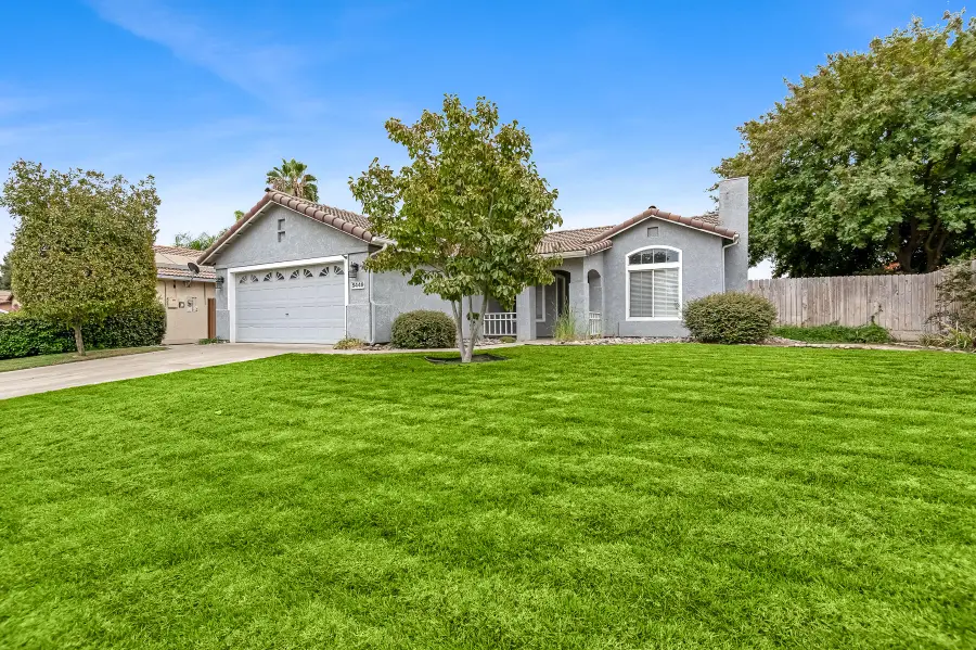 5449 W Ashland Court, Visalia, CA 93277 - Image #2