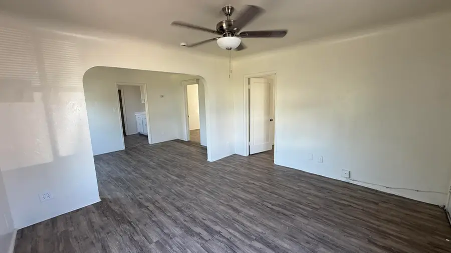 1507 W Houston Avenue, Visalia, CA 93291 - Image #2