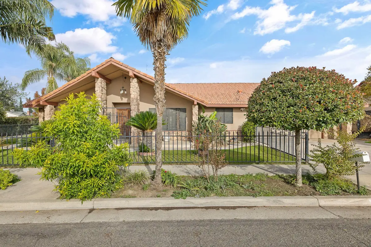 1502 S Lydia Drive, Tulare, CA 93274 - Image #1