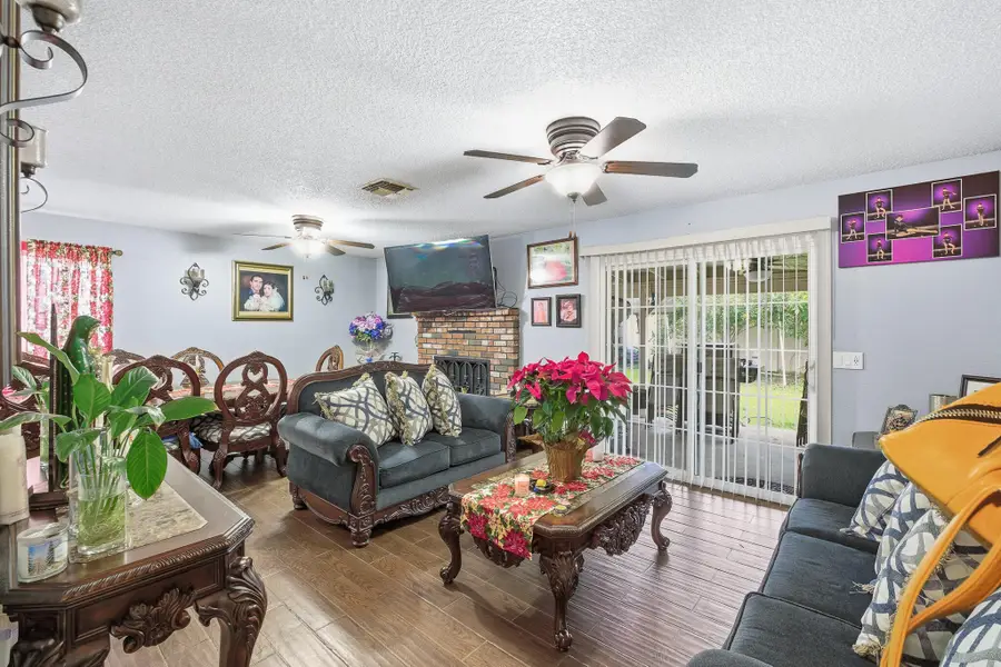 471 N Delta Street, Porterville, CA 93257 - Image #3