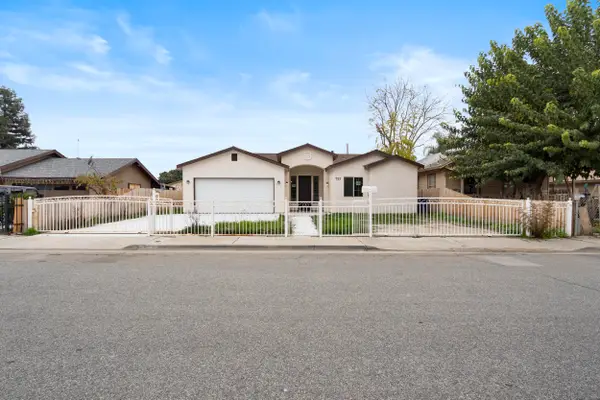 753 N Brundage Avenue, Farmersville, CA 93223