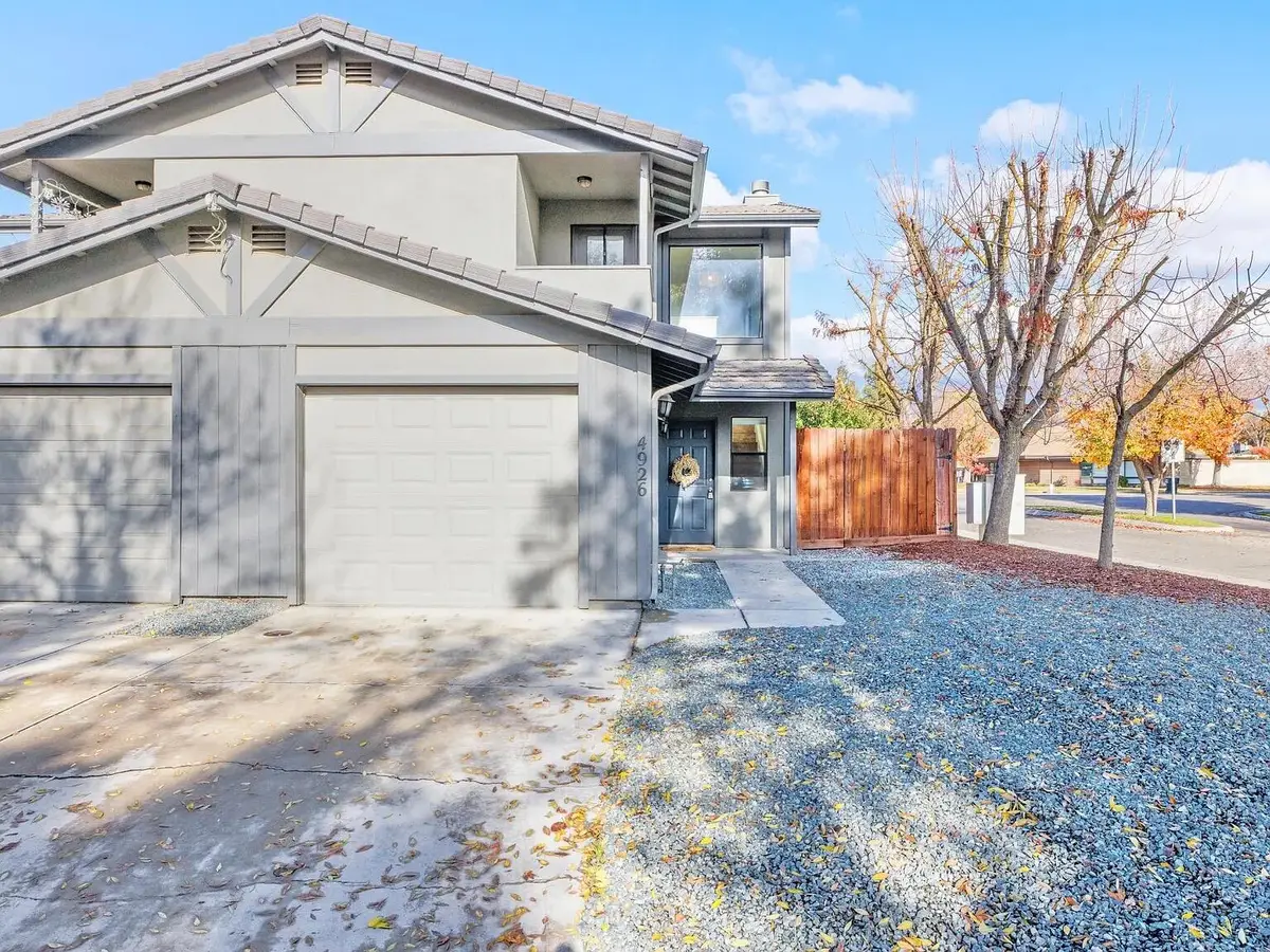 4926-4928 W Westgate Court, Visalia, CA 93277 - Image #1
