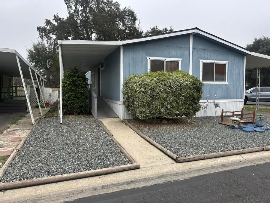 720 E Worth Avenue #82, Porterville, CA 93257 - Image #3