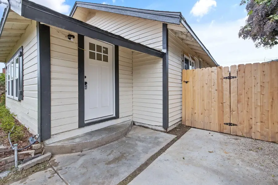 33239 Road 160, Ivanhoe, CA 93235 - Image #3