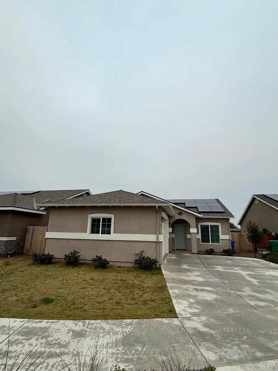 482 W Richard Avenue, Porterville, CA 93257 - Image #2