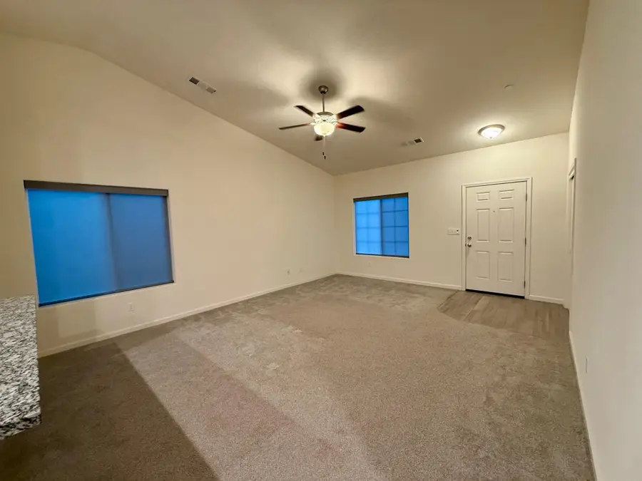 482 W Richard Avenue, Porterville, CA 93257 - Image #3