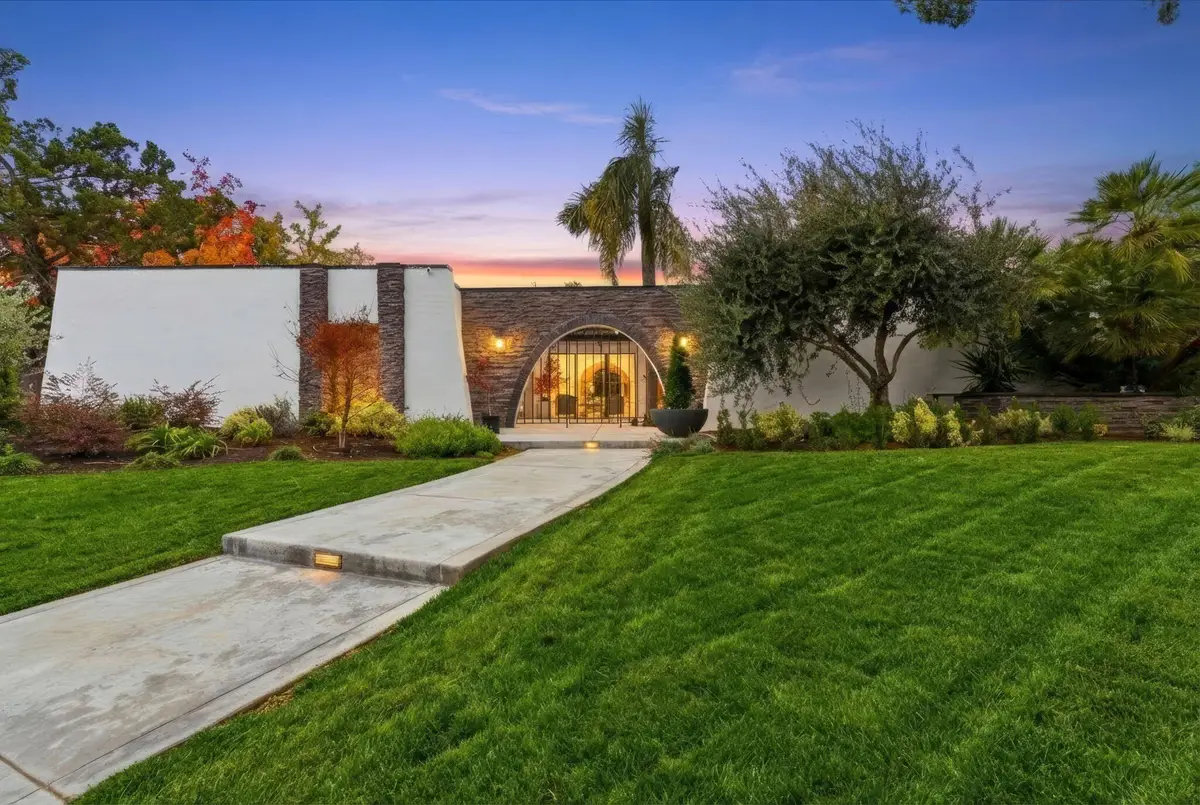 5101 N Pleasant Avenue, Fresno, CA 93711 - #1