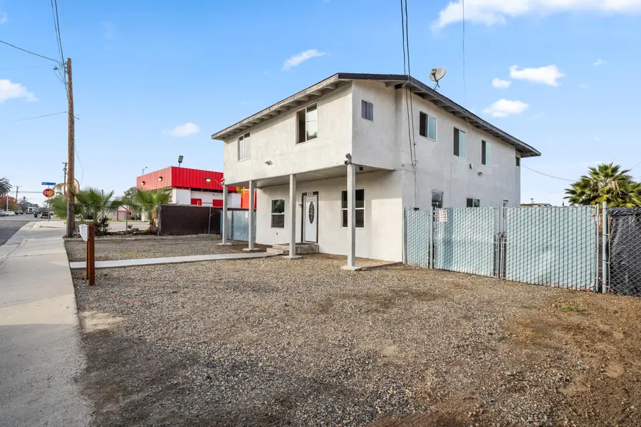 24 E School Avenue #4, Porterville, CA 93257 - Image #3