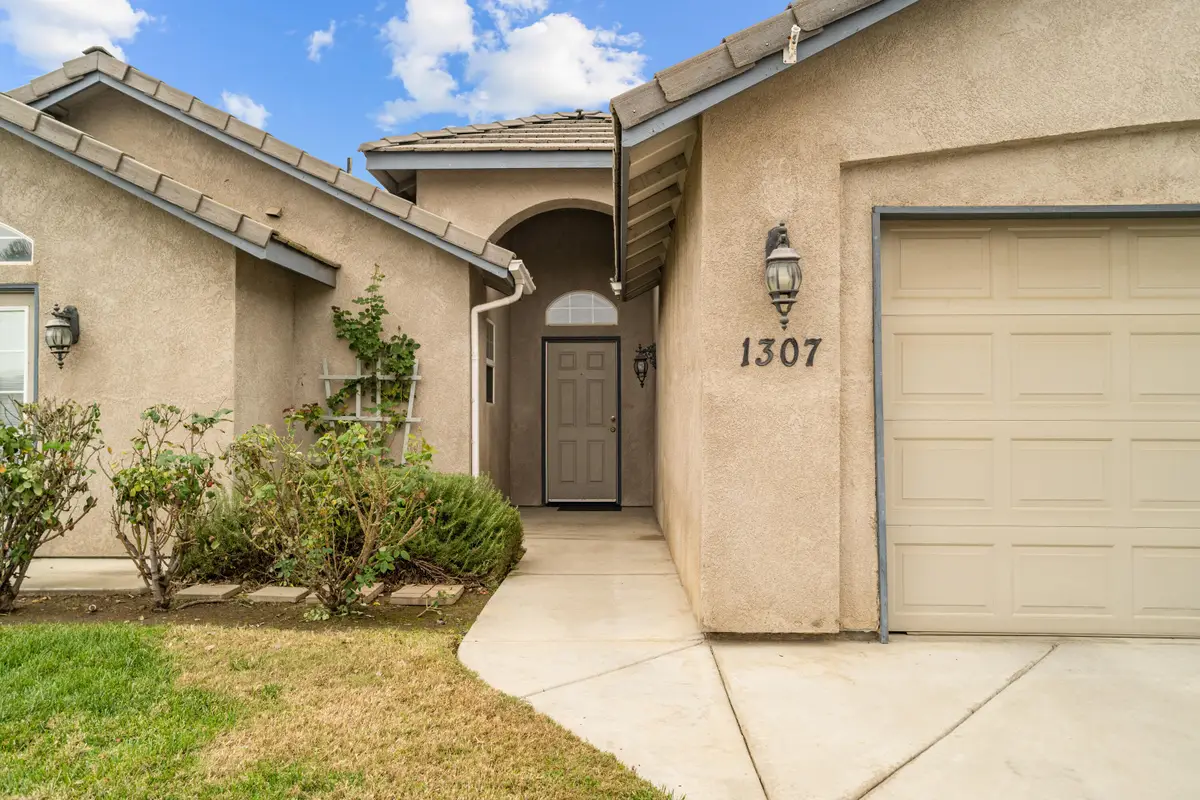 1307 Patsy Street, Porterville, CA 93257 - Image #1