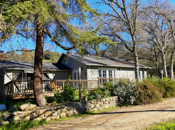 43560 Skyline Drive, Three Rivers, CA 93271