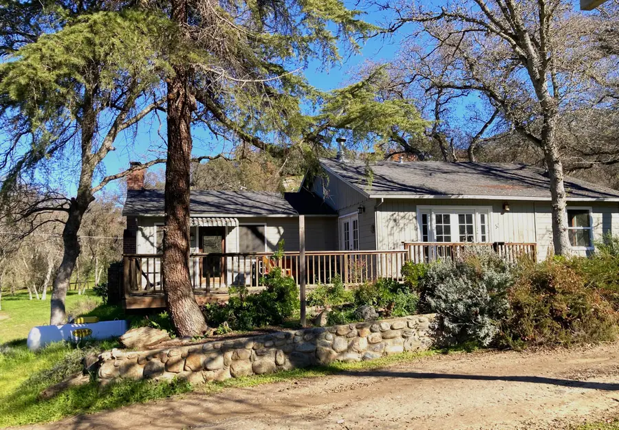 43560 Skyline Drive, Three Rivers, CA 93271 - Image #2