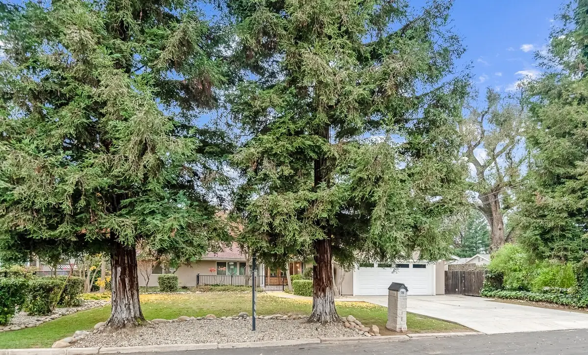 345 N Todd Street, Visalia, CA 93291 - Image #1