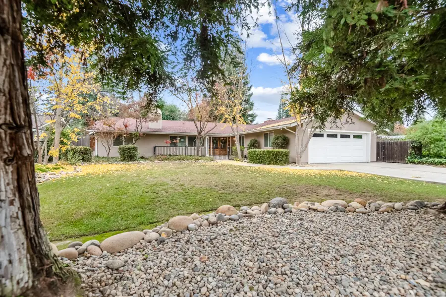 345 N Todd Street, Visalia, CA 93291 - Image #2