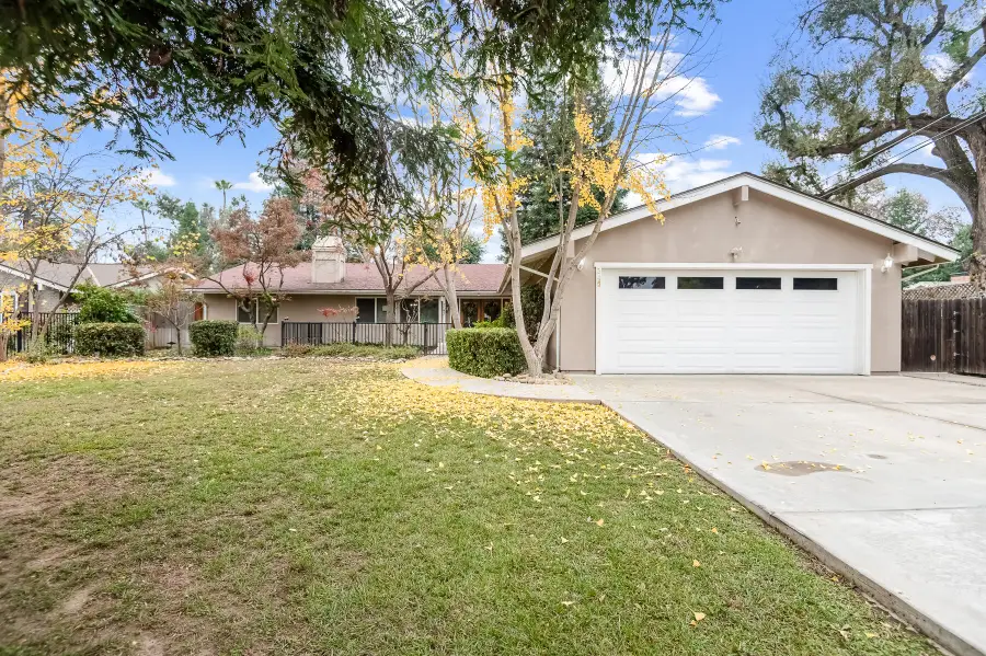 345 N Todd Street, Visalia, CA 93291 - Image #3