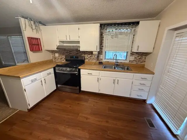 320 N Blackstone Street #14, Tulare, CA 93274 - Image #3