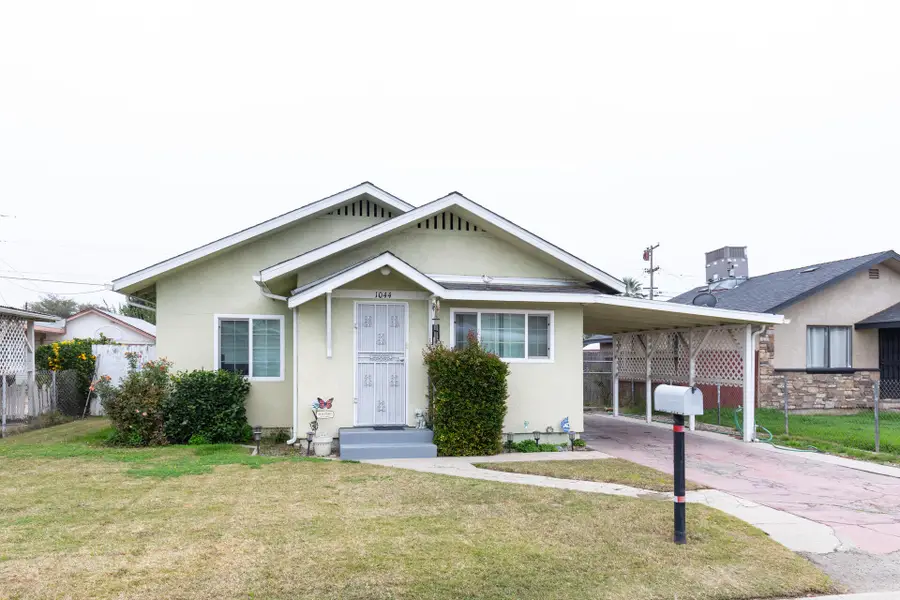 1044 S Hope Avenue, Reedley, CA 93654 - Image #2