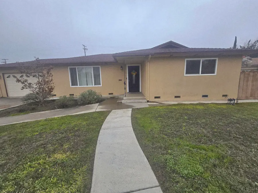 1448 E Akers Way, Dinuba, CA 93618 - Image #2