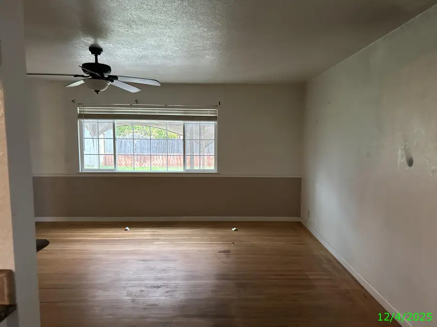 2528 W Howard Avenue, Visalia, CA 93277 - Image #3