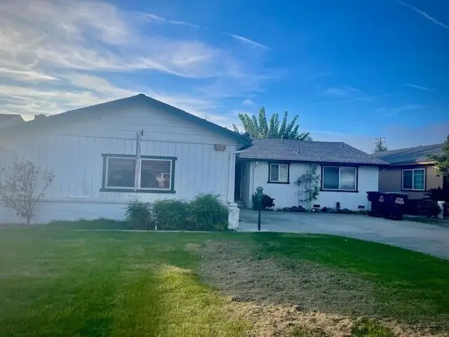 2113 S Court Street, Visalia, CA 93277 - Image #1