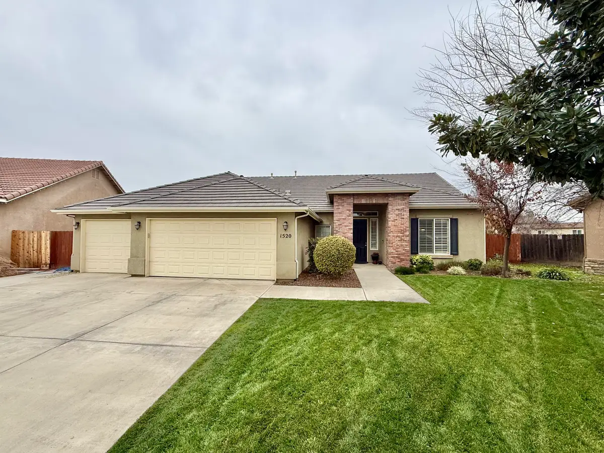 1520 W San Lucia Avenue, Porterville, CA 93257 - Image #1