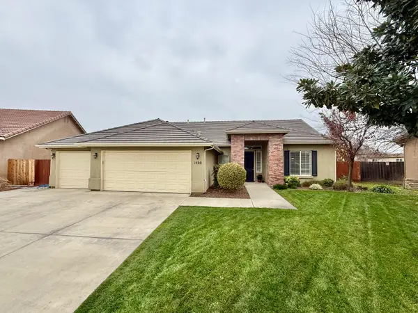 1520 W San Lucia Avenue, Porterville, CA 93257