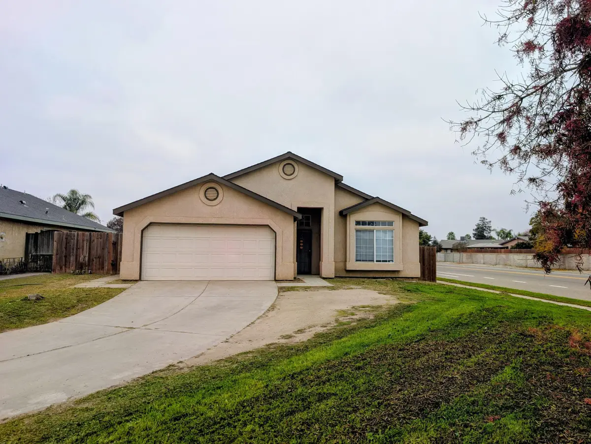 500 Buttonwood Court, Tulare, CA 93274 - Image #1