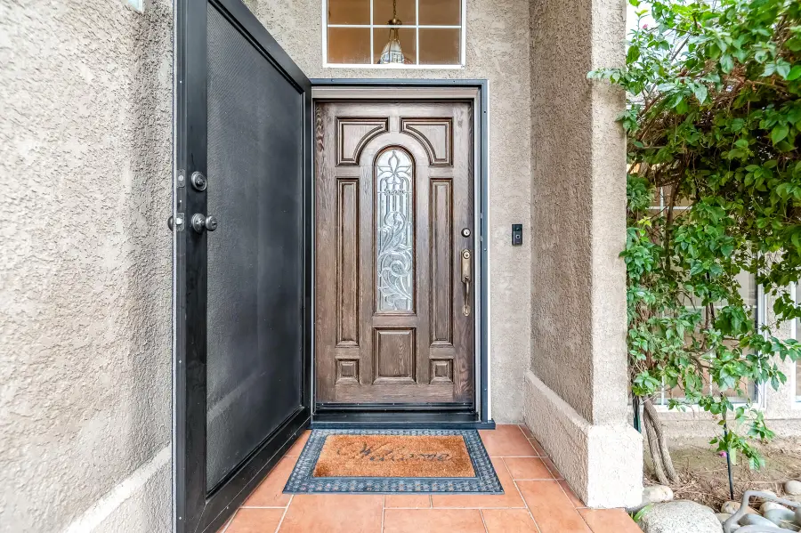 1134 N Rova Court, Visalia, CA 93291 - Image #3