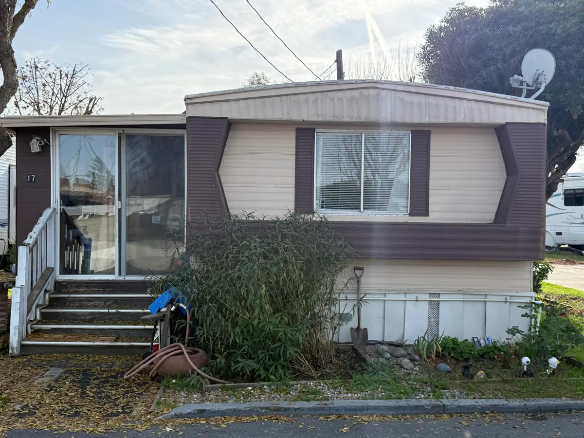 820 S Chinowth Street #17, Visalia, CA 93277 - Image #1