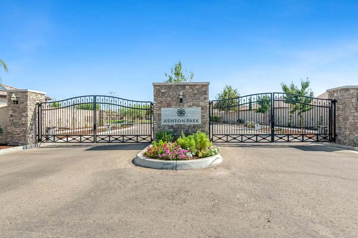 3238 N Rova Court, Visalia, CA 93291 - Image #1