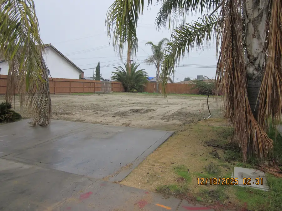 1562 Capistrano Avenue, Tulare, CA 93274 - Image #2