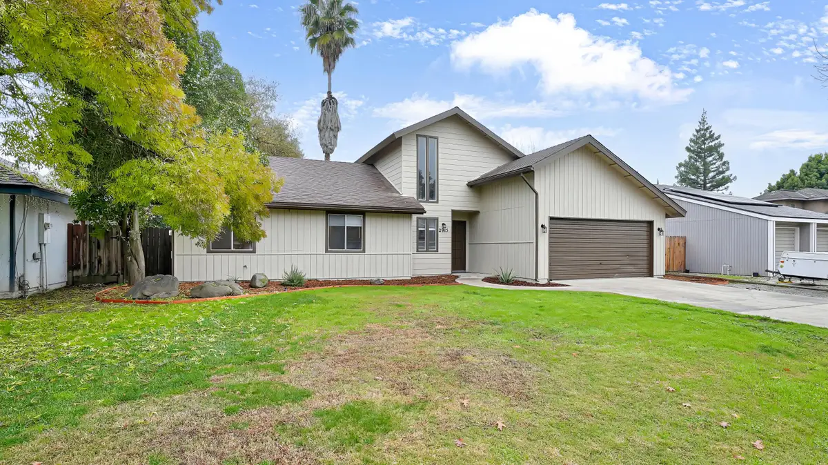 2915 S Conyer Street, Visalia, CA 93277 - Image #1