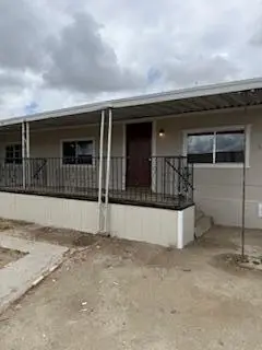 681 S Market Road, Earlimart, CA 93219