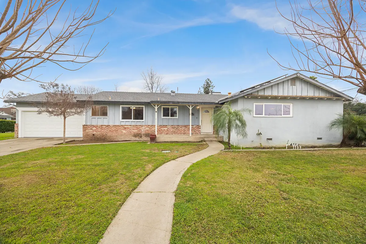 683 N Villa Avenue, Dinuba, CA 93618 - Image #1