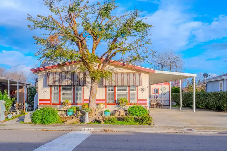 3122 S Parkwood Street, Visalia, CA 93277 - Image #2