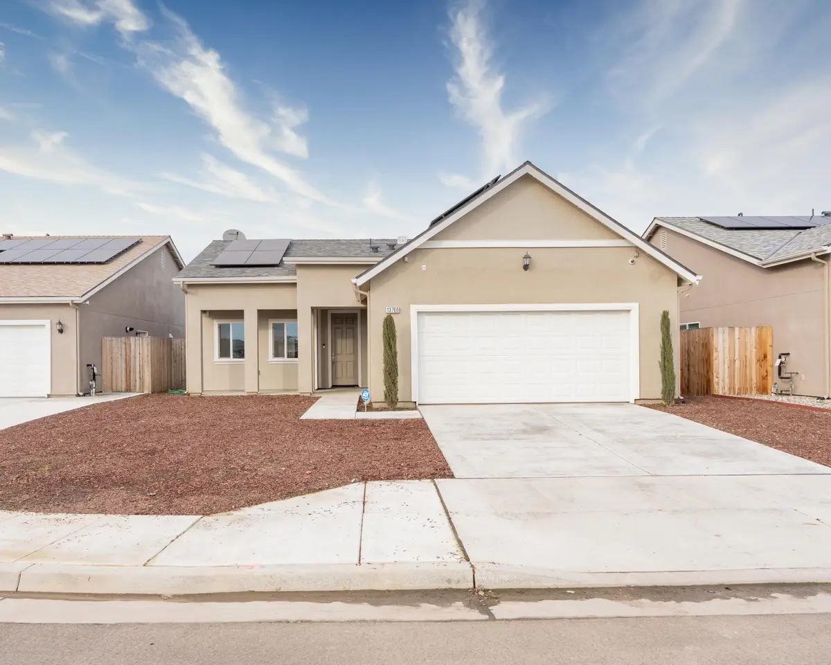 13760 Larkspur Way, Armona, CA 93202 - Image #1