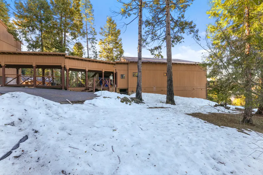 38443 Red Leaf Lane, Shaver Lake, CA 93664 - Image #3