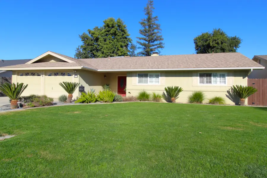 711 W Pine Street, Exeter, CA 93221 - Image #2