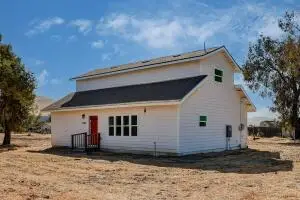 25143 Avenue 212, Lindsay, CA 93247 - Image #1